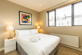 The Klimt- 1Bd Stylish Ap - Gold Short Term Stays